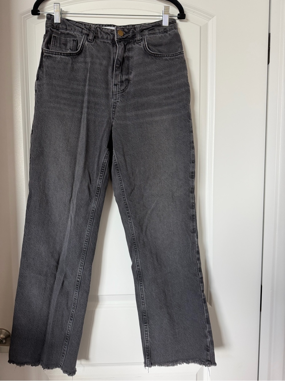 Zara High-Rise Straight Leg Women's Jeans - Charcoal Gray